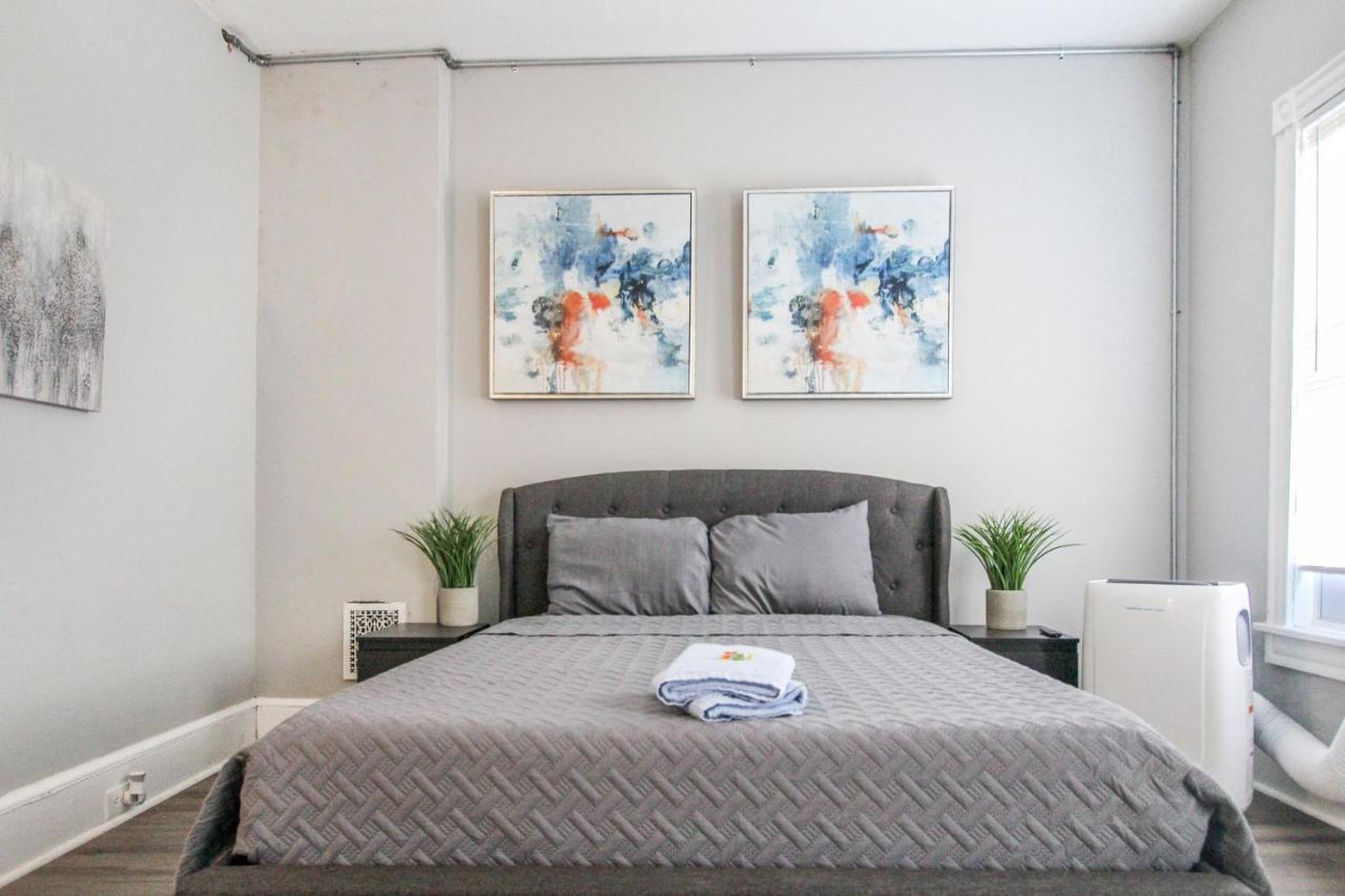 ☆☆ Modern Coed Dorm In Reading ☆☆ Apartment Room photo